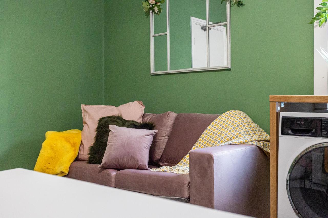Charles Alexander Short Stay - Botanical House Cleveleys Luaran gambar