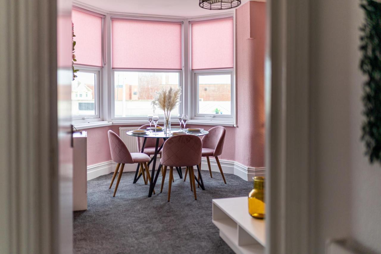 Charles Alexander Short Stay - Botanical House Cleveleys Luaran gambar